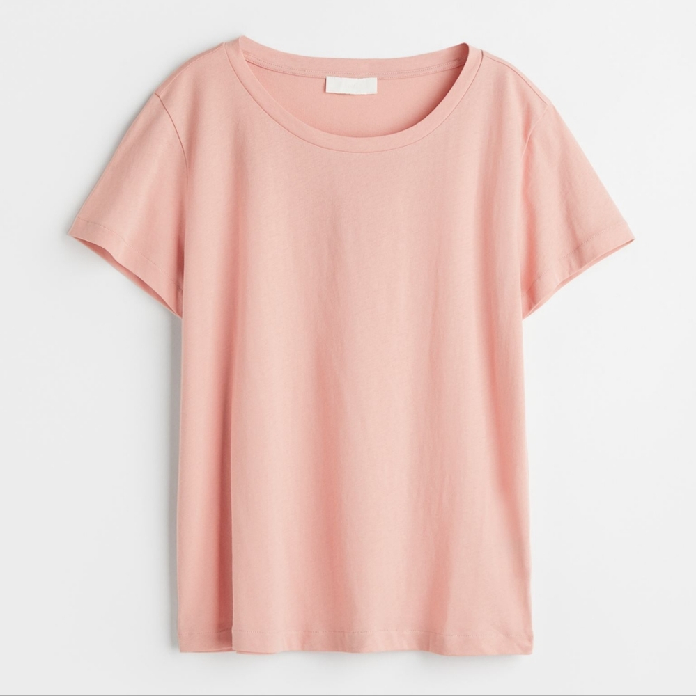 NEW with Tags Soft pink 100% cotton basic tee shirts